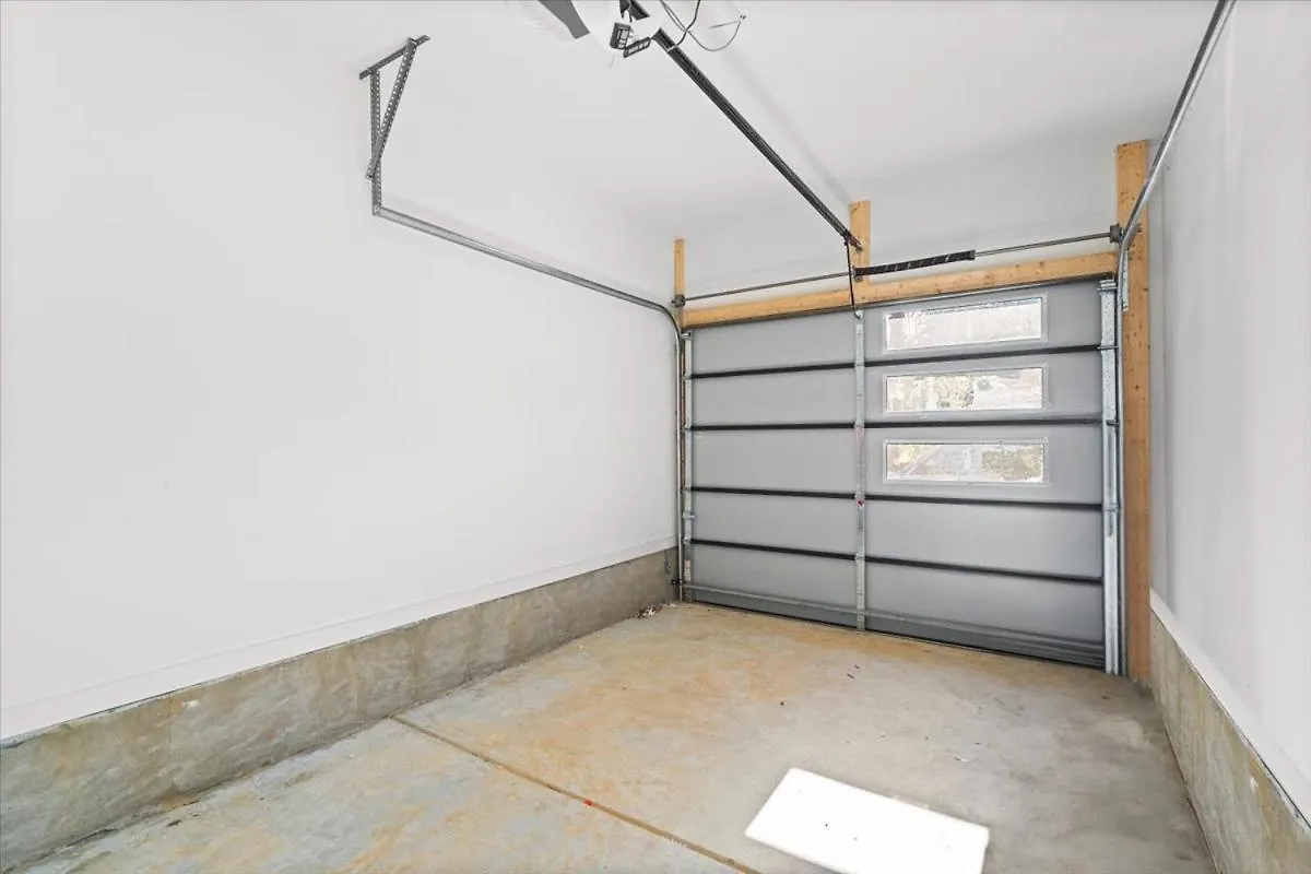 Elegant 3Br3.5Ba Modern Charlotte Townhouse Apartment
