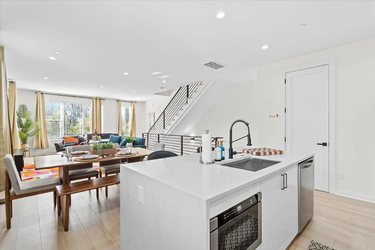 Elegant 3Br3.5Ba Modern Charlotte Townhouse Apartment United States
